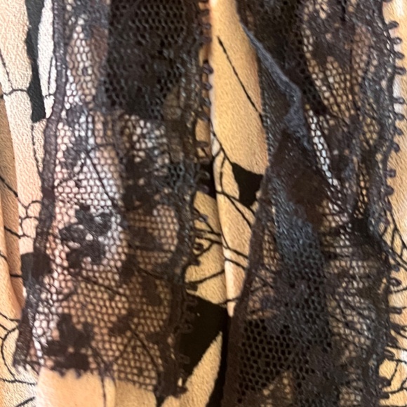 Rag Cie Bohemian Button blouse Black with Pink floral print Bell sleeves - Picture 9 of 10